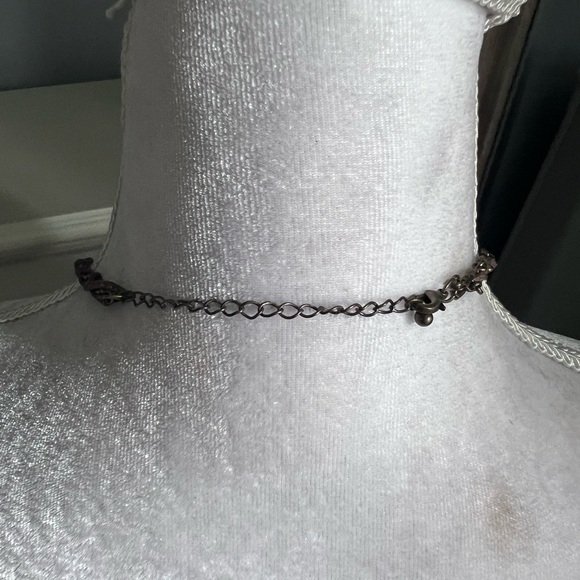 Multi-Strand Pearl and Chain Necklace - Picture 4 of 4